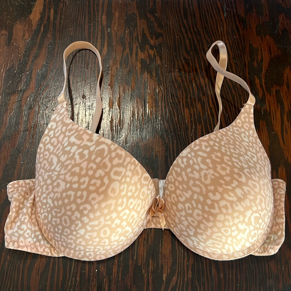 34B cheetah padded bra
